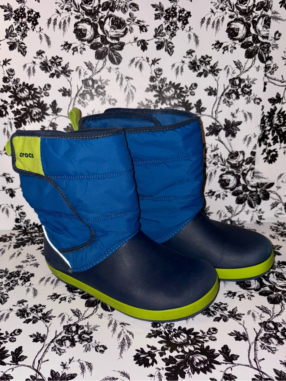 CROCS Kids Navy and Lime Waterproof Snow Boots
